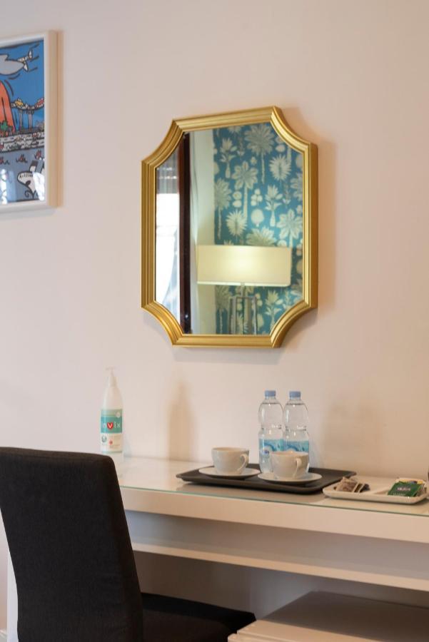 Room 66 Naples Extérieur photo